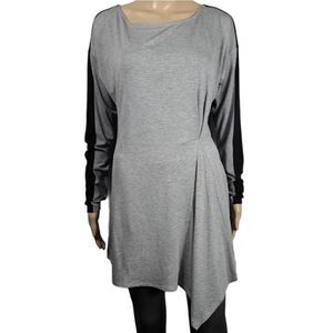 White House Black Market Grey and Black TunicWhite House Black Market Gray & Bla
